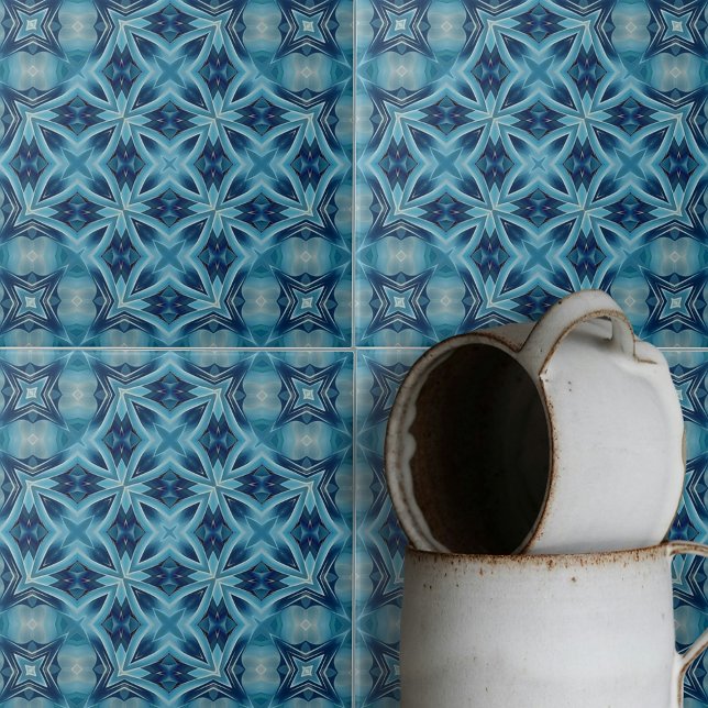 Mjuka blå och indigo symmetrisk geometrisk Mönster Kakelplatta (Skapare uppladdad)