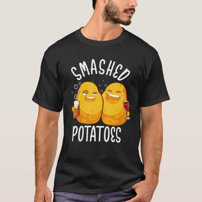 Mjuka potatis som konsumerar öl och Vin t Sh Shirt (Framsida)