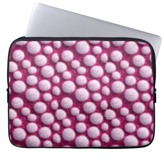 Mjuka Rosa Fluffiga Bollar på Glittrande Vibrerand Laptop Fodral (Framsidan)