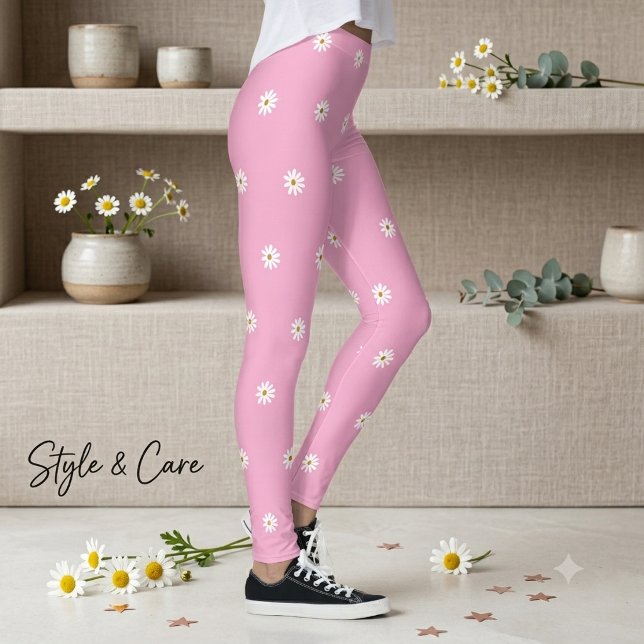 Mjuka rosa leggings med blommande blommönster (Soft Pink Leggings with Blooming Flower Pattern)