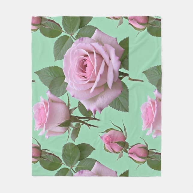 Mjuka Rosa Rosor Med Subtila Lila Nyanser Fleecefilt (Framsidan)