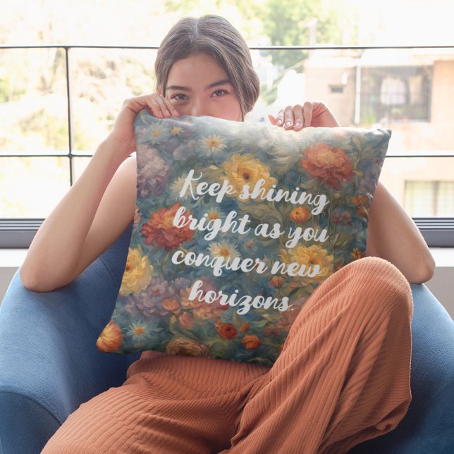 Mjuka vattenfärgsgåvor från Studenten till mordott Kudde (Soft Watercolor Graduation Gifts for Granddaughter)