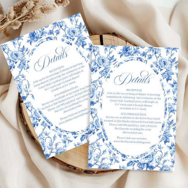 Mjukt dammigt blått toile bröllops reseinformation tilläggskort (Soft dusty blue toile wedding travel information inserts

)