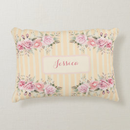 Mjukt gulrandigt prydnadskudde