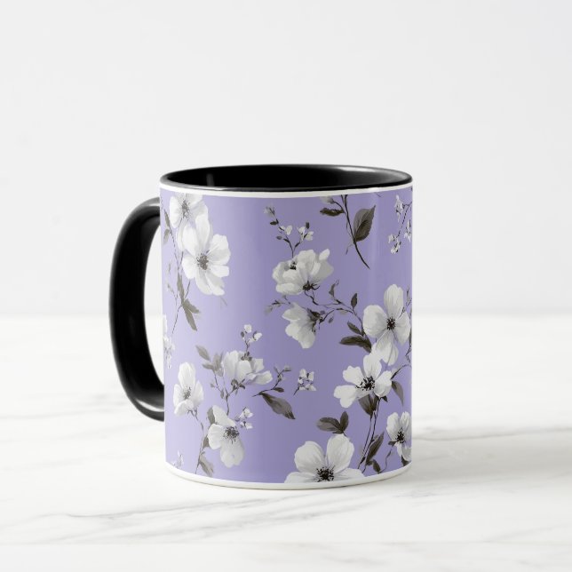 Mjukt lavendelblomma vit blommönster mugg (Framsida vänster)