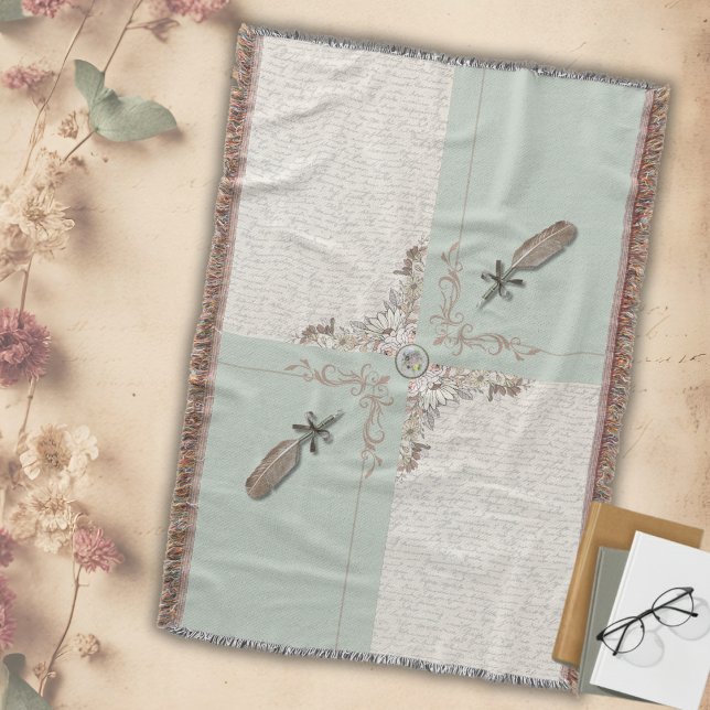 Mjukt varmt salviagrönt manuskript vävt filt (Ideal for Cottagecore, neutral, and peaceful home decor)