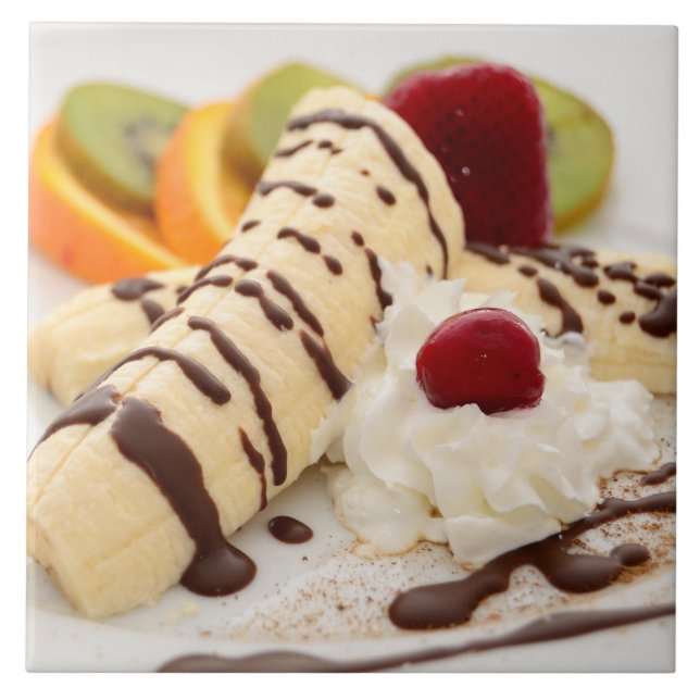 Mjukt vispgrädde och Banana Dessert Kakelplatta (Framsidan)