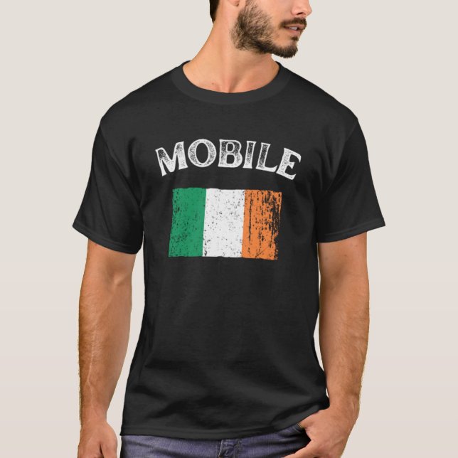MOBILE ALABAMA Irish American Flagga Badge T Shirt (Framsida)