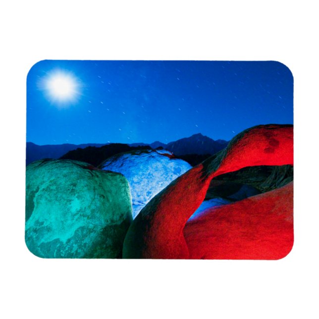 Mobius Arch & Klippor | Alabama Hills, Kalifornien Magnet (Horisontell)