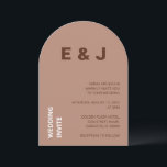 Mocha Brown Modern bröllopsinbjudan Inbjudningar<br><div class="desc">Den här vackra,  moderna bröllopsinbjudan har vit och tvåfärgad mocha brun. (Det finns en mörk chokladbrun och det finns också en ljusare milkare ton mocha brun). Inbjudan är enkel att anpassa onlinen innan du beställer.</div>