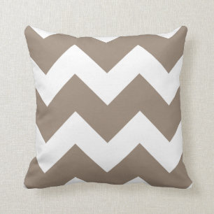 Mocha Brown och White Large Chevron Print Kudde