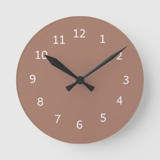 Mocha Mousse Enfärgad Chokladbrun Minimalistisk Rund Klocka
