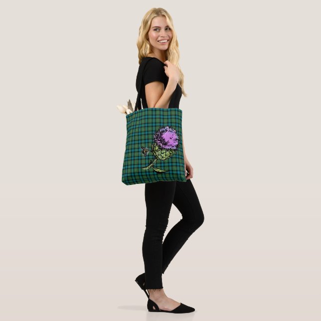 Mod Thistle och Bee Tote Tygkasse (På modell)
