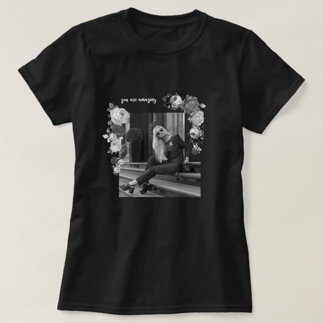 MODE Art Girl Black och Grått Benice #2 T Shirt (Design framsida)