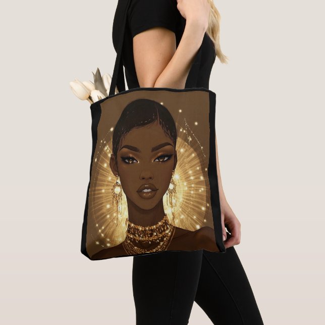 MODE-ESQUE #3 TYGKASSE (Närbild)