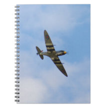 Modell av Spitfire MK IX MK923