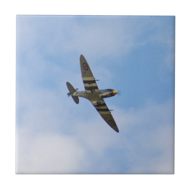 Modell av Spitfire MK IX MK923 Kakelplatta (Framsidan)