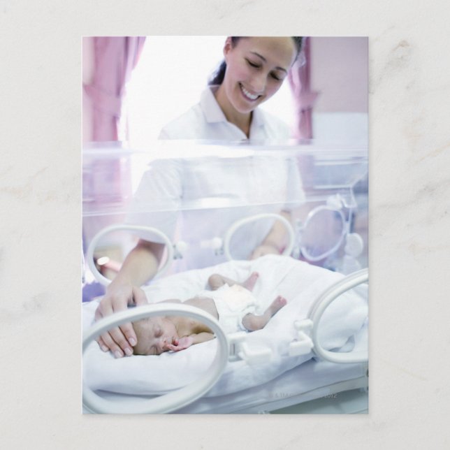 MODELL FRISLÄPPS. Sjuksköterska och förtida baby. Vykort (Framsida)