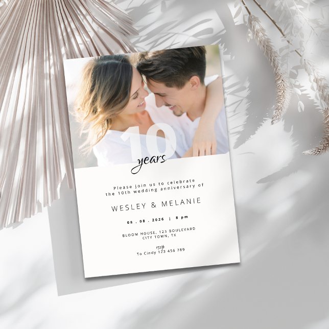 Modern 10-års bröllopsdag med foto  inbjudningar (modern 10th wedding anniversary invitation with photo)