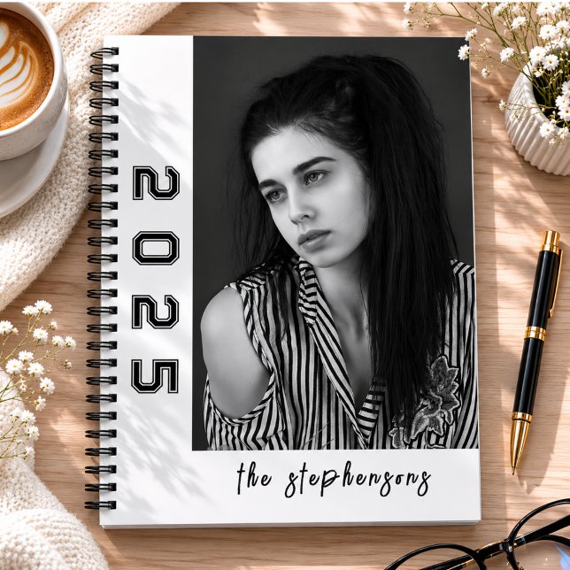 Modern 2 Foto Collage Personlig Anteckningsbok (Modern 2 Photo Collage Personalized Notebook)