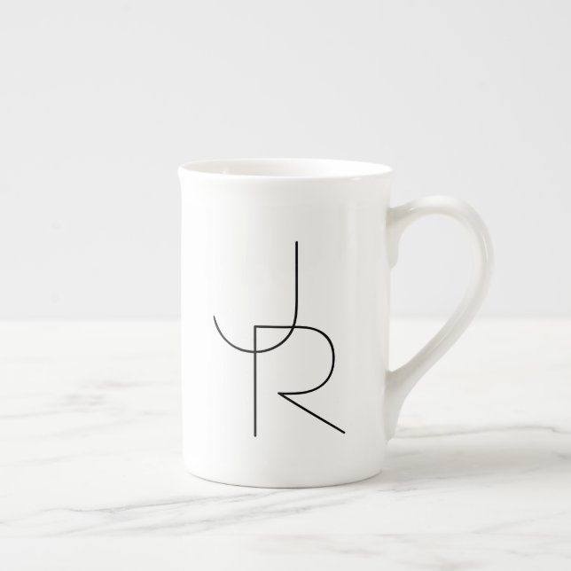 Modern 2 överlappande Initialer | Svartvit Benporslin Mugg (Höger)