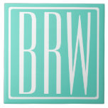 Modern 3-Initialer-monogram | Vit på Aqua Kakelplatta<br><div class="desc">Klassi, djärv och modern..</div>