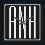 Modern 3-Initialer-monogram | Vit på svart Fyrkantig Klocka<br><div class="desc">Klassi,  djärv och modern..</div>