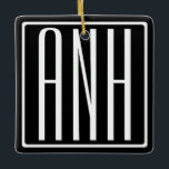 Modern 3-Initialer-monogram | Vit på svart Julgransprydnad Keramik<br><div class="desc">Klassi,  djärv och modern..</div>