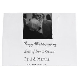 Modern 40-årsjubileum för lycklig lägger till namn