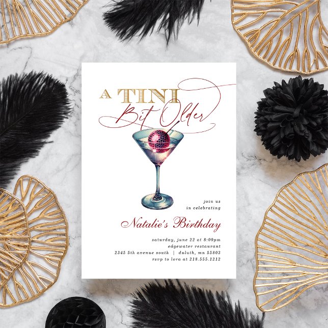 Modern A Tini Bit Older Martini Körsbär Födelsedag Inbjudningar (Modern A Tini Bit Older Martini Cherry Birthday Invitation)