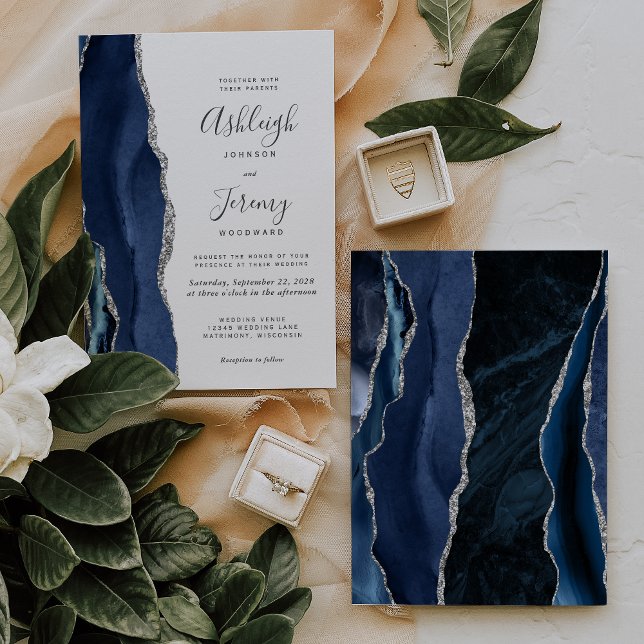 Modern Agate Navy Blue Silver bröllopsinbjudan Inbjudningar (Skapare uppladdad)