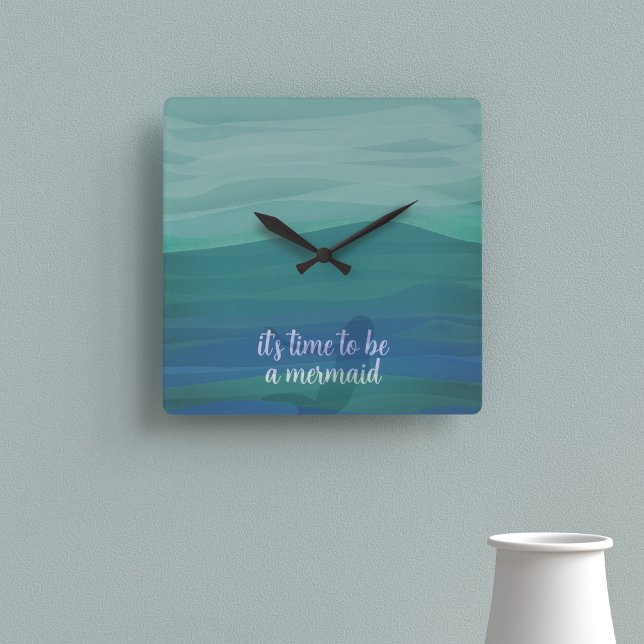 Modern akvarell turkos sjöjungfrur klocka (It's time to be a mermaid! You can add your own text to this teal watercolor clock)
