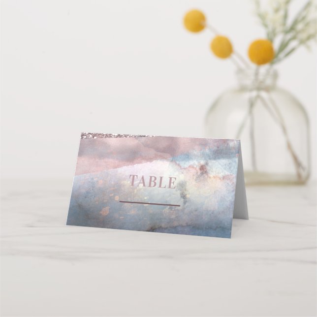 Modern akvarellblå och roséguld bordsplacering placeringskort (Framsida)