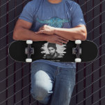 Modern Anpassningsbar Etched Photo Effect Mini Skateboard Bräda 18,5 Cm<br><div class="desc">Den här förenklade fotoskateboard med etsad fotoeffekt med möjlighet att lägga till text gör en trendig-gåva för alla tillfällen,  födelsedag,  fars dag,  julklappar eller valentines day. Teckensnittet stil,  storlek och färg kan ändras efter anpassning genom att klicka på länken Anpassa ytterligare.</div>