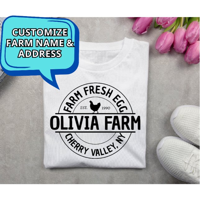Modern Anpassningsbar Farm Owner Namn Egg Dealer T Shirt (Modern custom farm name egg dealer t-shirt)