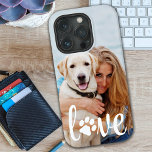 Modern Anpassningsbar Pet Bild KÄRLEK Paw Skriv ut<br><div class="desc">Nu kan du ta med dig din bästa vän vart du än går med den här anpassningsbarna, hund pet Photo iphone case. Det här fotot med personlig namn-design är trendig, elegant, coola och söt. Anpassa med ditt favoritfoto för hund, kattfoto eller något annat husdjur med tass! Lägg till namn för...</div>