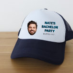 Modern Anpassningsbar Photo Bachelor Party Marskal Keps<br><div class="desc">Modern Anpassningsbar Photo Bachelor Party Marskalkars Gift</div>