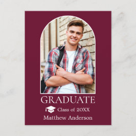 Modern Arch Grad Cap Burgundy Studenten Vykort