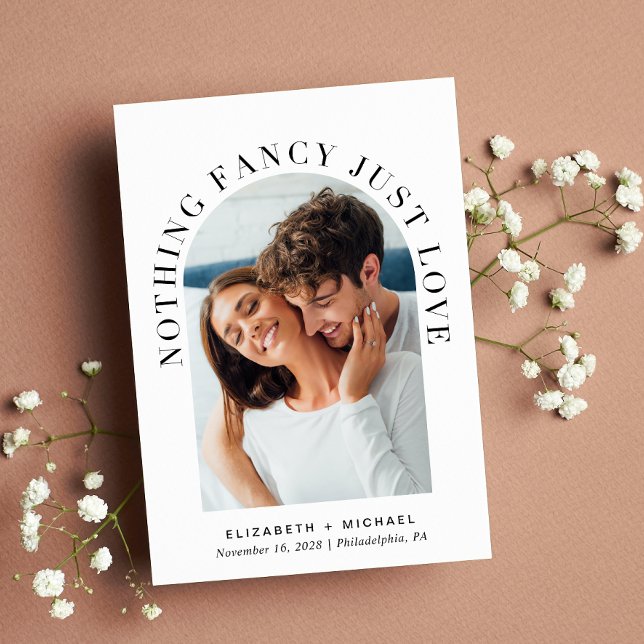 Modern Arch Photo Ingenting Finare just Kärlek Brö Inbjudningar (Celebrate your love story with an invitation showcasing your favorite photo in an elegant arch frame)