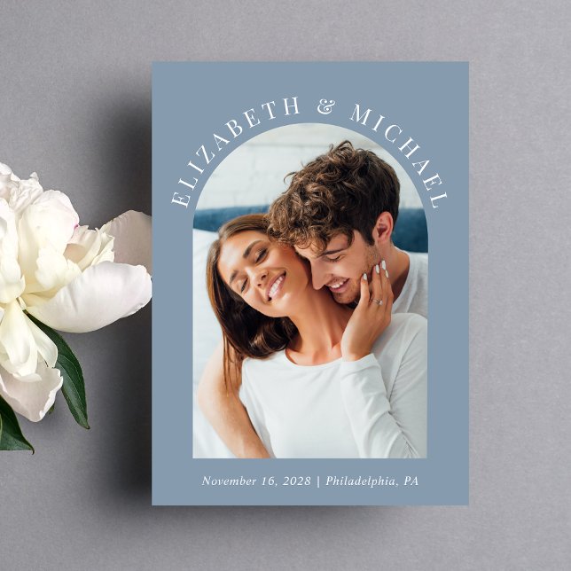 Modern Arch Photo QR-kod Dusty Blue Bröllop Inbjudningar (Celebrate your love story with an invitation showcasing your favorite photo in an elegant arch frame)