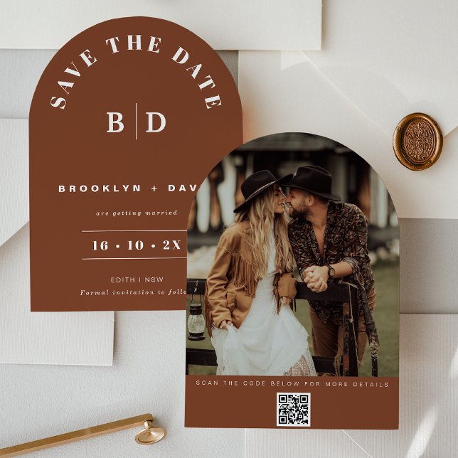 Modern Arch Terracotta Bröllop spara datum Card Inbjudningar (Modern Terracotta Save The Date, Arch Terracotta Wedding Save The Date Card, Couples Photo, QR code )