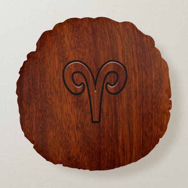 Modern Aries Zodiac Symbol på Mahogany som print Rund Kudde (Framsidan)