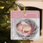 Modern Baby Photo | Rosa och vit | Offert Julgransprydnad Keramik<br><div class="desc">Vi presenterar vår beundransvärda moderna Rosa och vit citat från Cute Baby på en lysande rosa bakgrund! Den här beundransvärda produkten är en perfekt för att fira glädjen och kärlek som din lilla glädje ger dig. Oavsett om du är tittar för en hjärtslitande eller tankfull gåva är den här designen...</div>