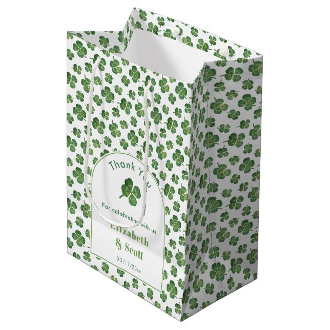 Modern Båg St Patricks Dag Bröllopsduschgåva (Framsidan Vinklad)