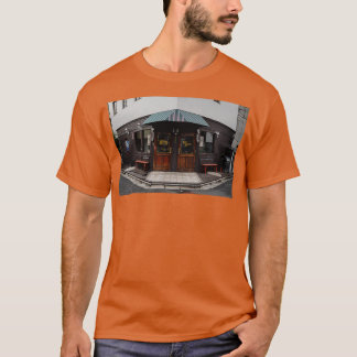 Modern Barber Shop i Harajuku T Shirt