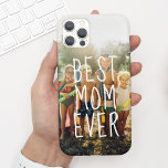 Modern bästa fotot Mamma någonsin Mors dag<br><div class="desc">Den här telefonfotona har ett foto från fullt-ram och ett modernt handskriftsteckensnitt från hälsning som säger "BEST MAMMA EVER". Du kan anpassa det här telefonfodralet med ditt foto och din text.. Finns i många storlekar för alla olika modeller av telefoner. Det är en fantastisk gåva till vilken mamma som helst...</div>