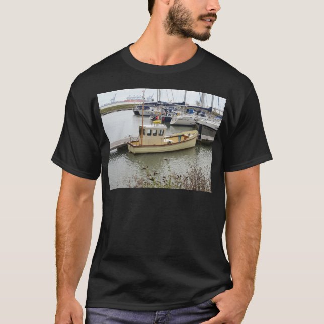 Modern båt traditionell stil t-shirt (Framsida)