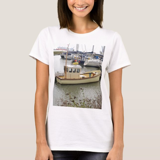 Modern båt traditionell stil t-shirt (Framsida)