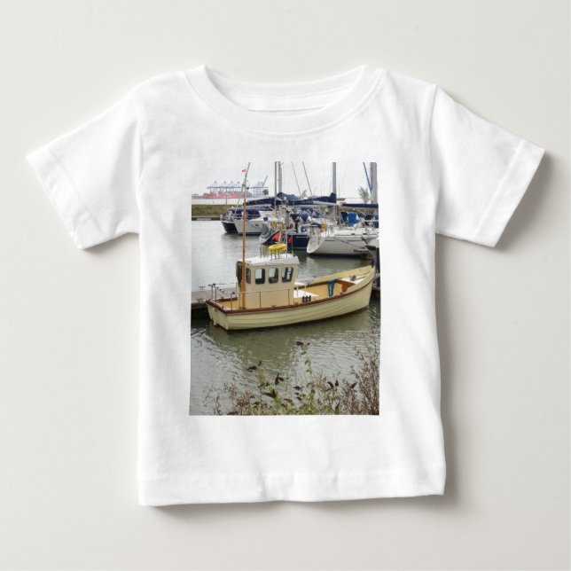 Modern båt traditionell stil tee shirt (Framsida)