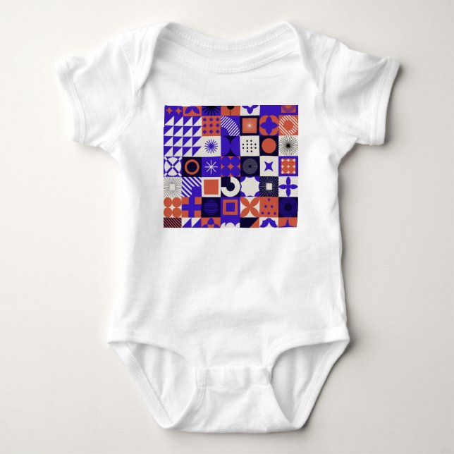 Modern Bauhaus: Bold Geometric Mönster. T Shirt (Framsida)